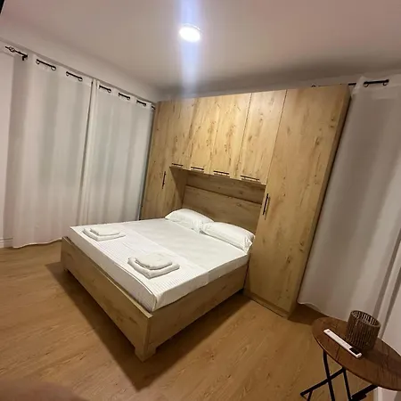 Apartament R&r Mali Robit *