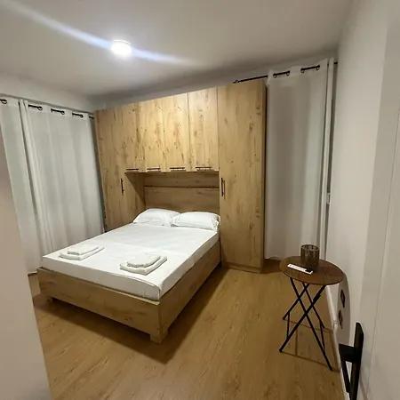 R&r Mali Robit Daire Golem (Tirana)