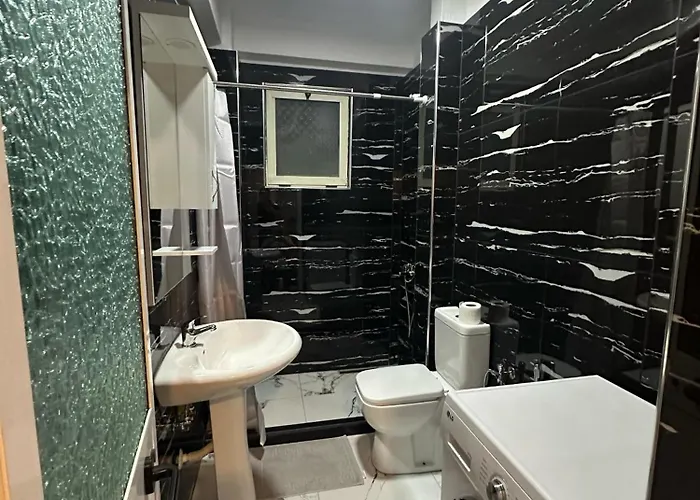 R&r Mali Robit * Golem (Tirana)